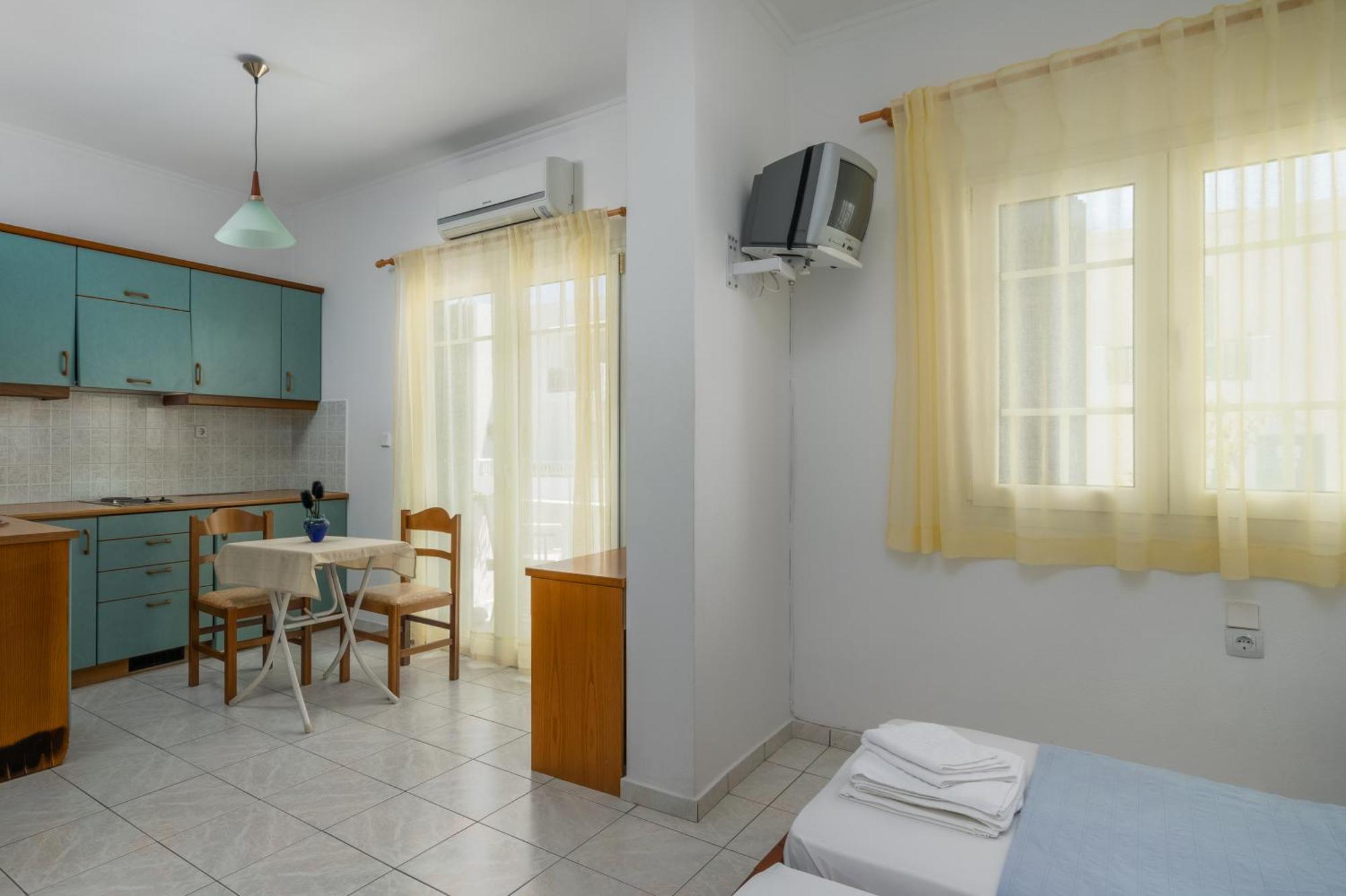 Tina'S Apartments アダマス 部屋 写真