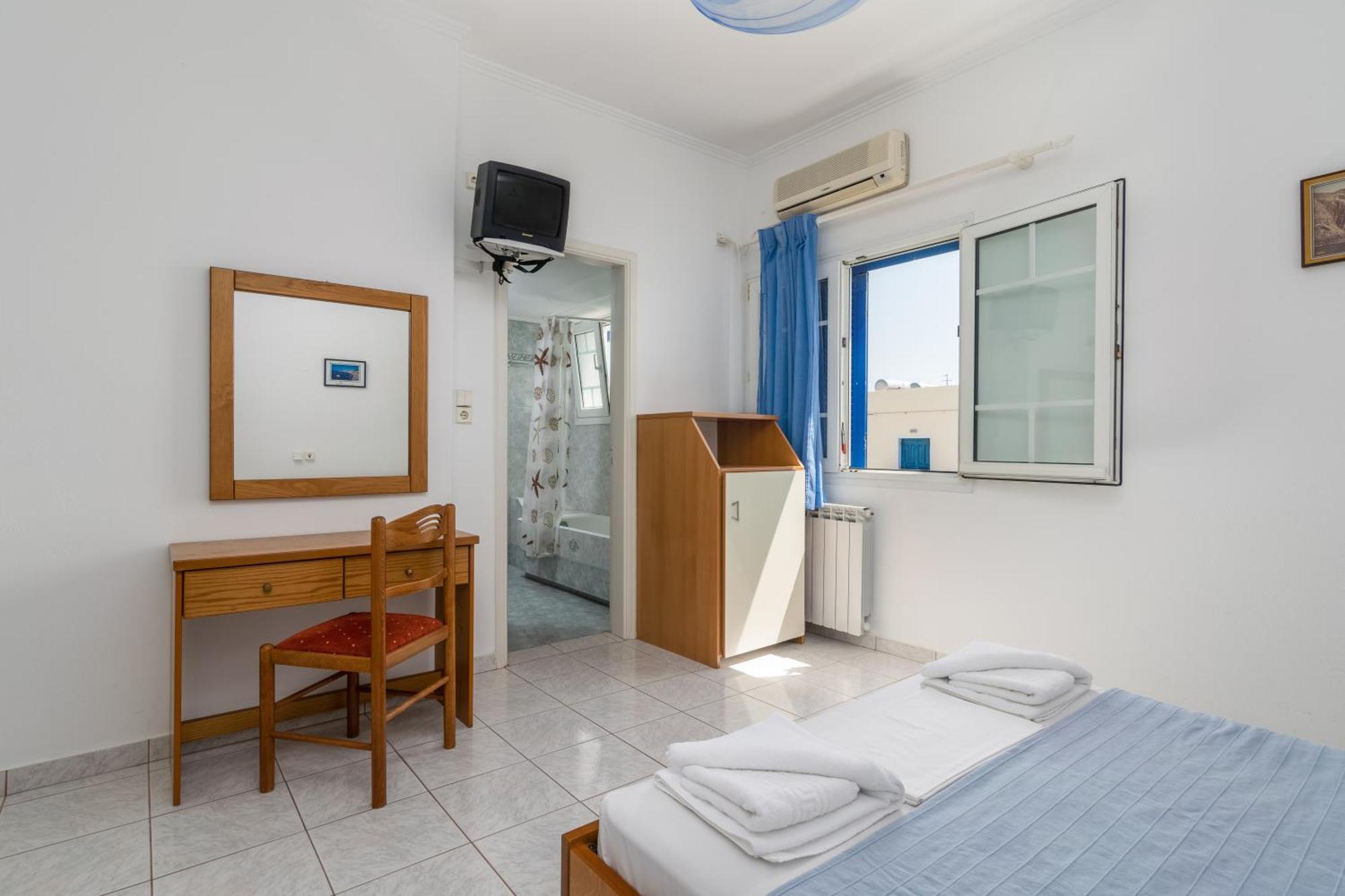 Tina'S Apartments アダマス 部屋 写真