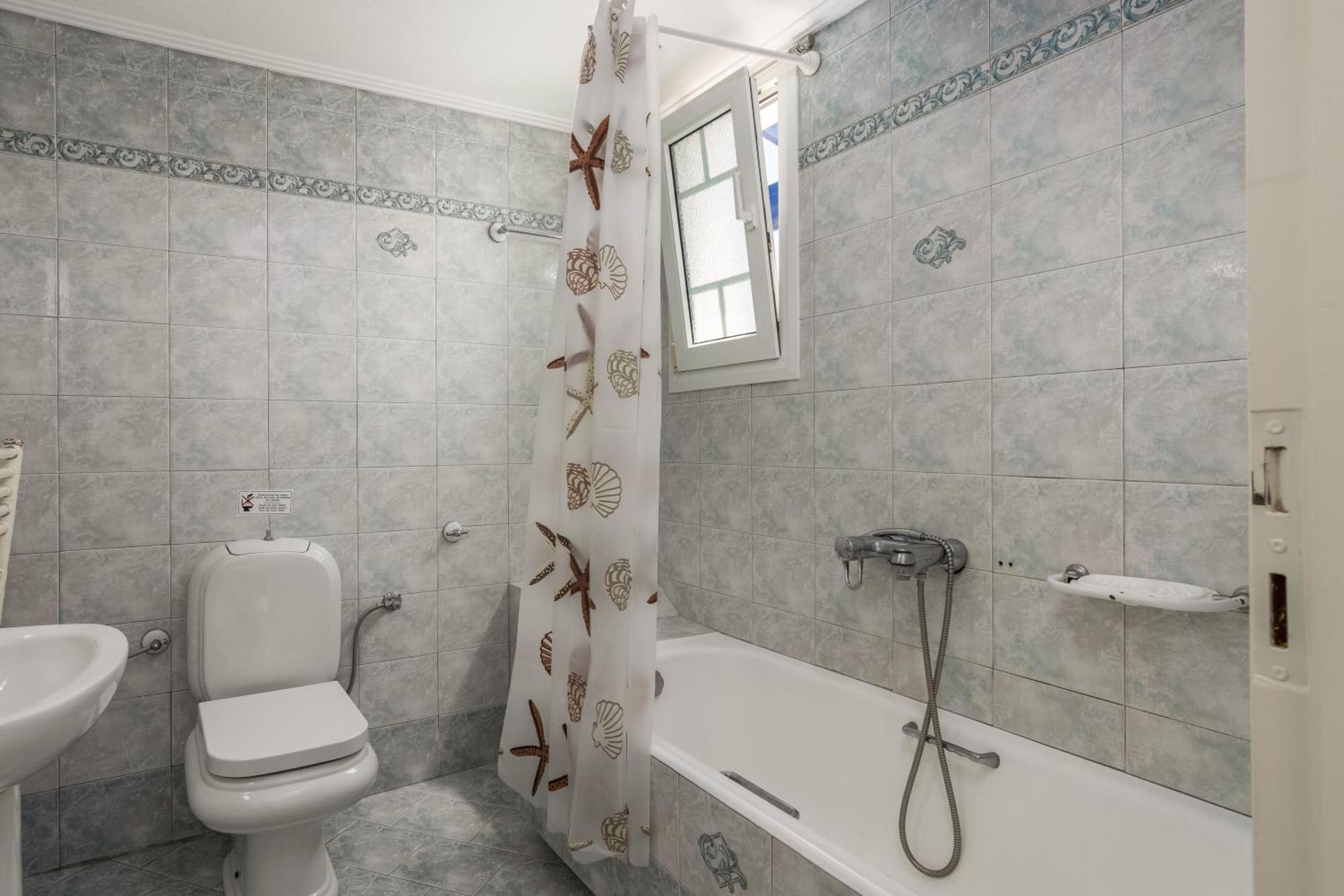 Tina'S Apartments アダマス 部屋 写真